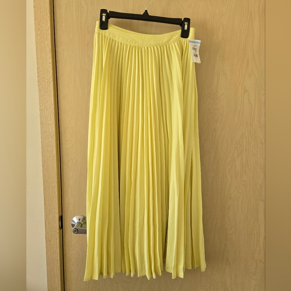 New Cinq a Sept Yellow Pleated Skirt (2)